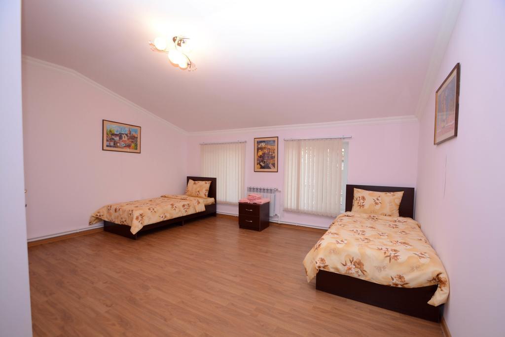 יירבאן Bonjour Guest House מראה חיצוני תמונה