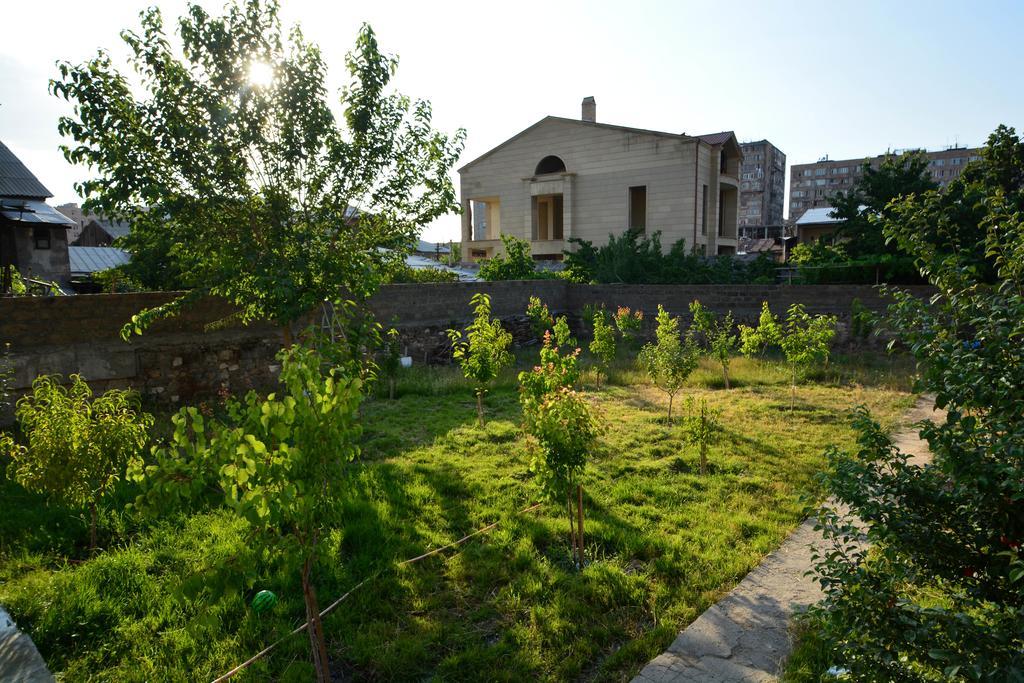 יירבאן Bonjour Guest House מראה חיצוני תמונה