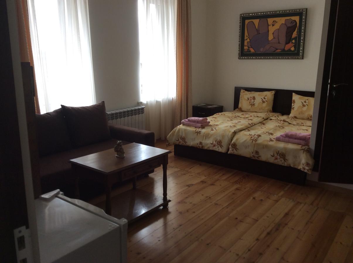 יירבאן Bonjour Guest House מראה חיצוני תמונה